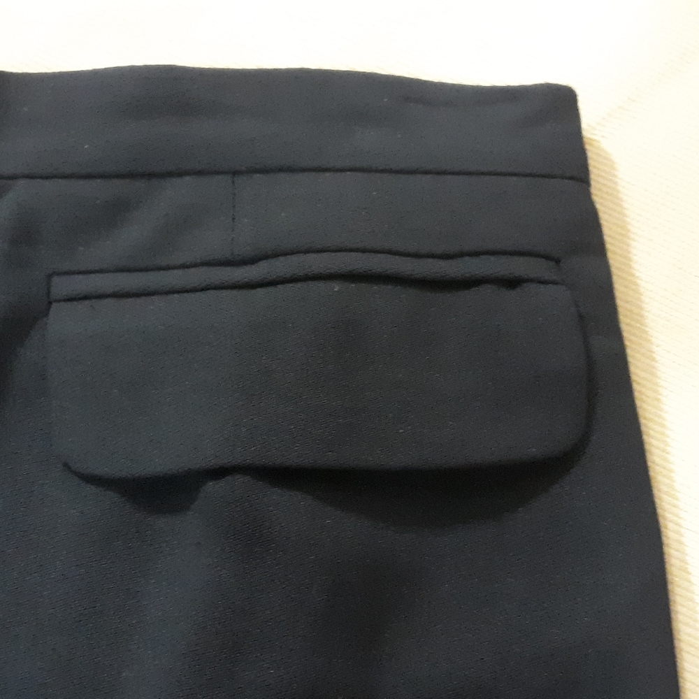 Donna Karen black pencil skirt - Picture 2 of 6